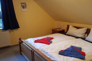 Room - Astrid's Holiday Apartment II (Neuharlingersiel)
