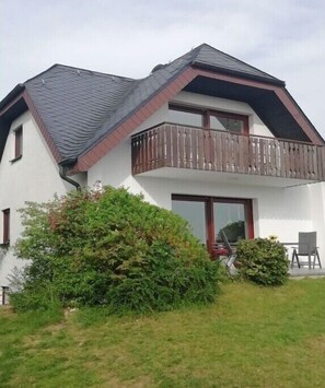 Exterior - Holiday home in Piesport with barbecue (Piesport)