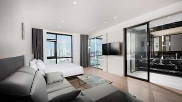 Junior Suite | Individually decorated, individually furnished, desk, free WiFi