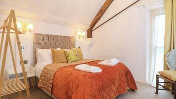 3 bedrooms, WiFi (free), individually decorated, individually furnished