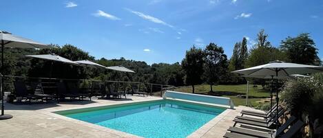 Outdoor pool, a heated pool