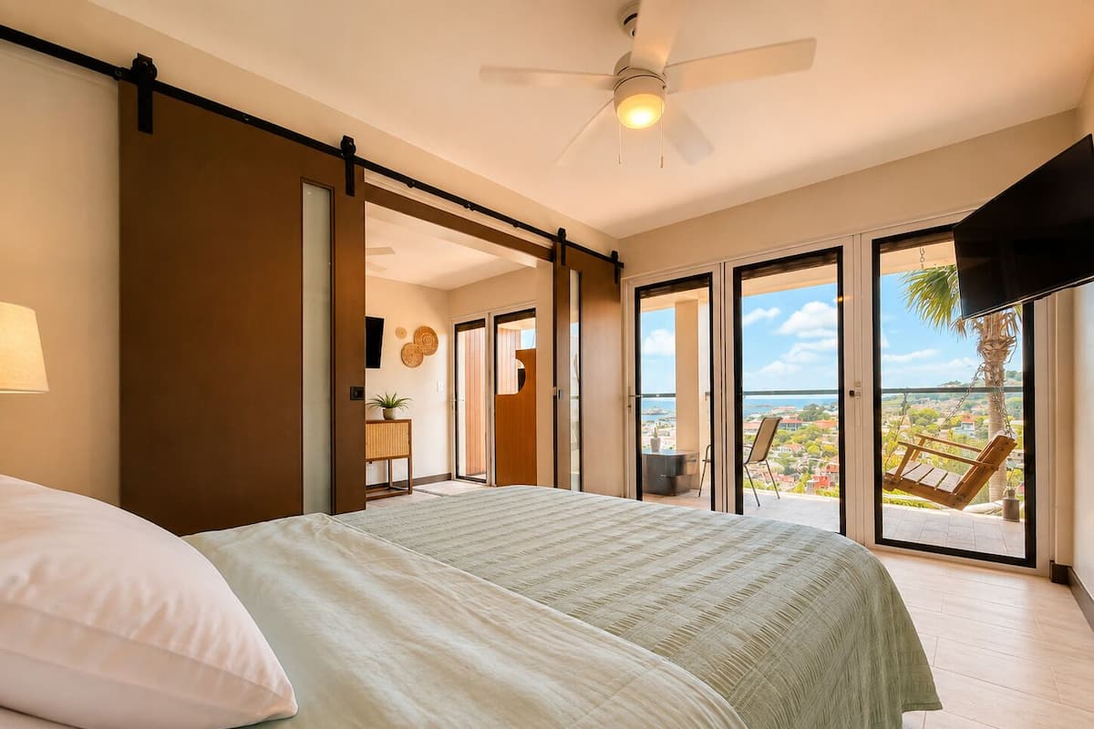 Suite, Ocean View