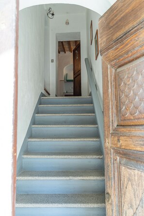 Interior - Charming apartment in Monticchiello with air conditioning, a kitchen, and Wi-Fi. (Monticchiello)