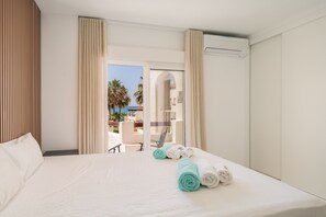 Iron/ironing board, free WiFi, bed sheets - Lucera Beach - Front Line Beach Apartment (Mijas Costa)