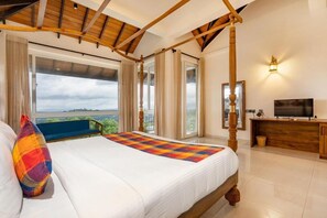 Standard Double Room, Balcony, City View | Desk, laptop workspace, iron/ironing board, free WiFi - The Cloud Hanthana Kandy (Kandy)