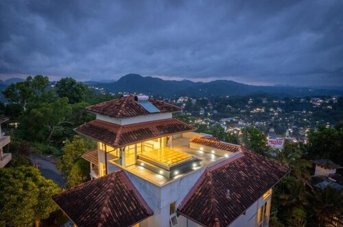 The Cloud Hanthana Kandy
