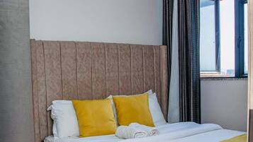 Classic Apartment, Balcony, City View | Desk, laptop workspace, iron/ironing board, free WiFi