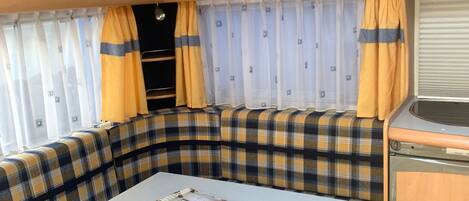 Casa móvil, 1 habitación | Restauración