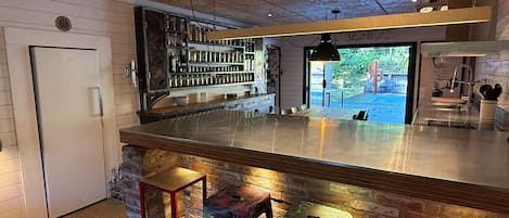 Bar (en la propiedad)