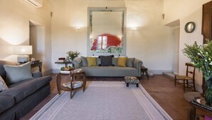 Unclassified image, 4 of 43, button - Villa Molamezza by MMega (Mercatale in Val di Pesa)