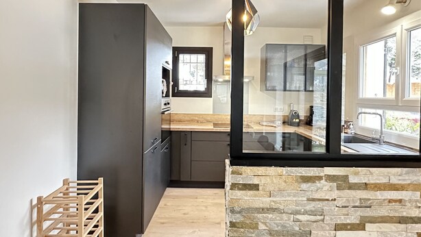 Private kitchen - MAISON AVEC  JARDIN - 3 CHAMBRES - 8 PERSONNES (Cauterets)