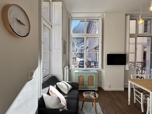 Fernseher
