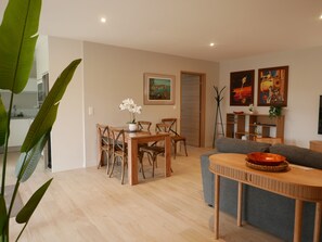 Smart TV - A quiet, residential neighborhood; a spacious and comfortable single-family home (Soustons)