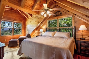 3 Schlafzimmer, Bügeleisen/Bügelbrett, WLAN, Bettwäsche