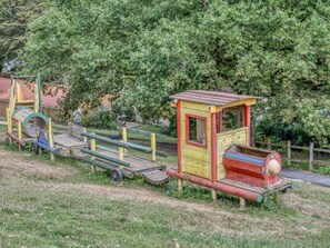 Children's area - Cottage, pets allowed - 6 guests (Lamonzie-Montastruc)