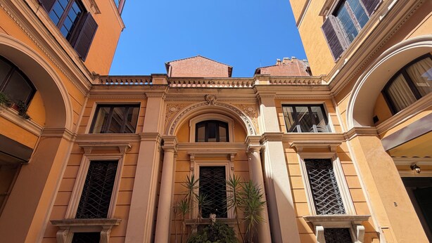 Exterior - TREVI DUCAL PALACE III (Roma)