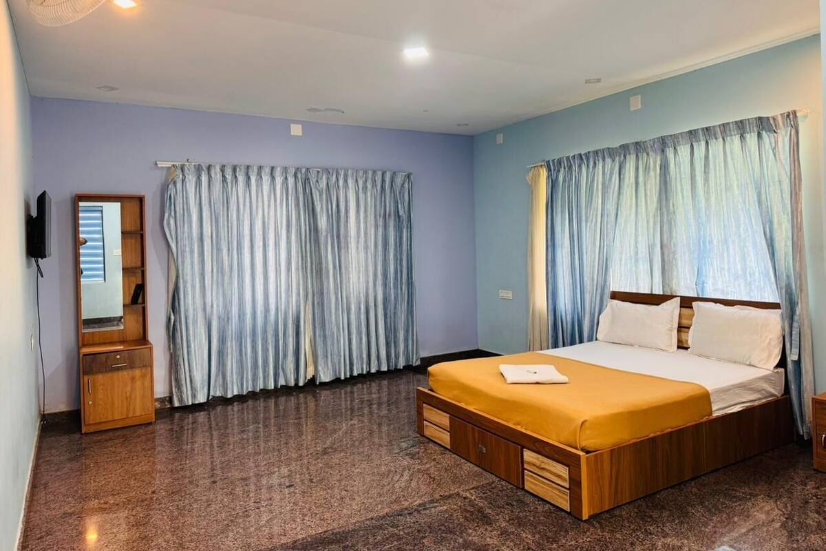 Habitación familiar doble | Escritorio y wifi gratis