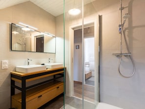Bathroom - Spacious house, garden, mountain view - 10 guests (Arreau)