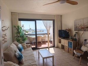 TV - Apartment port view, pets welcome - 4 guests (Le Barcarès)