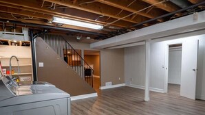 Unclassified image, 3 of 32, button - Elegant 3BR, 2BH Retreat Minutes from the Falls (Niagara Falls)