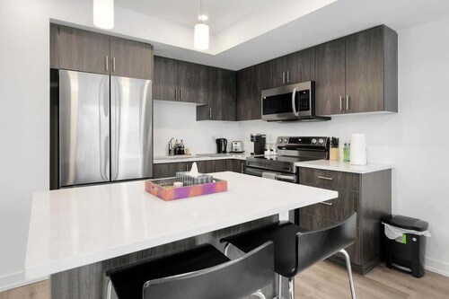 Family Friendly Waterfront 3BR House Sleeps 8