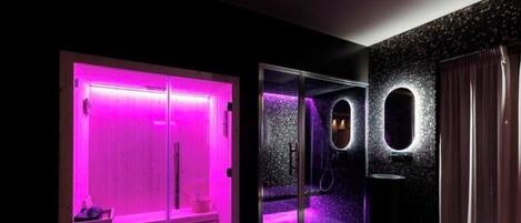 Sauna, hot tub, steam room, massages