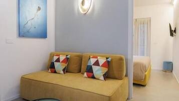 Appartement Supérieur, salle de bains privée, vue ville | Coin séjour