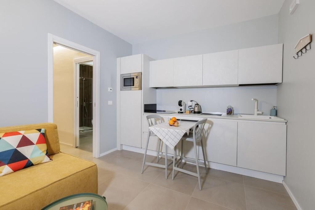 Appartamento Superior, bagno privato, vista città | Interni