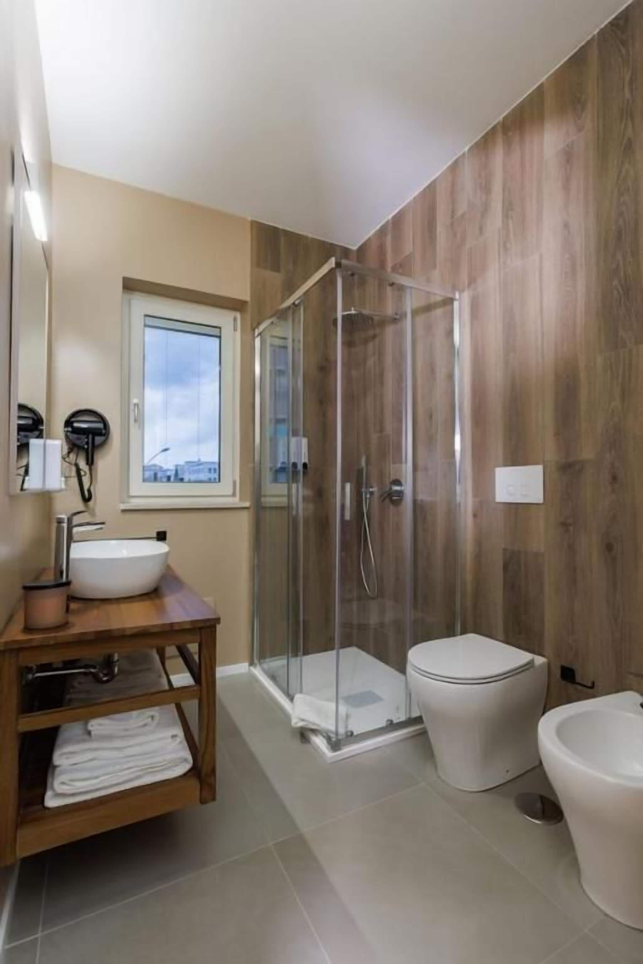Appartement Supérieur, salle de bains privée, vue ville | Salle de bain