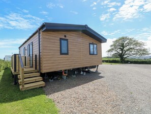 Exterior - Sandpiper (Narberth)