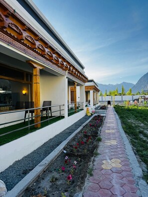 Property grounds - Arhat resort (Diskit)