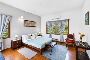 Villa Deluxe | Tabla de planchar con plancha y wifi gratis 