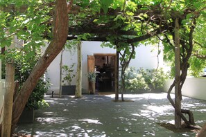 Reception - The Barn on 62 (Montagu)