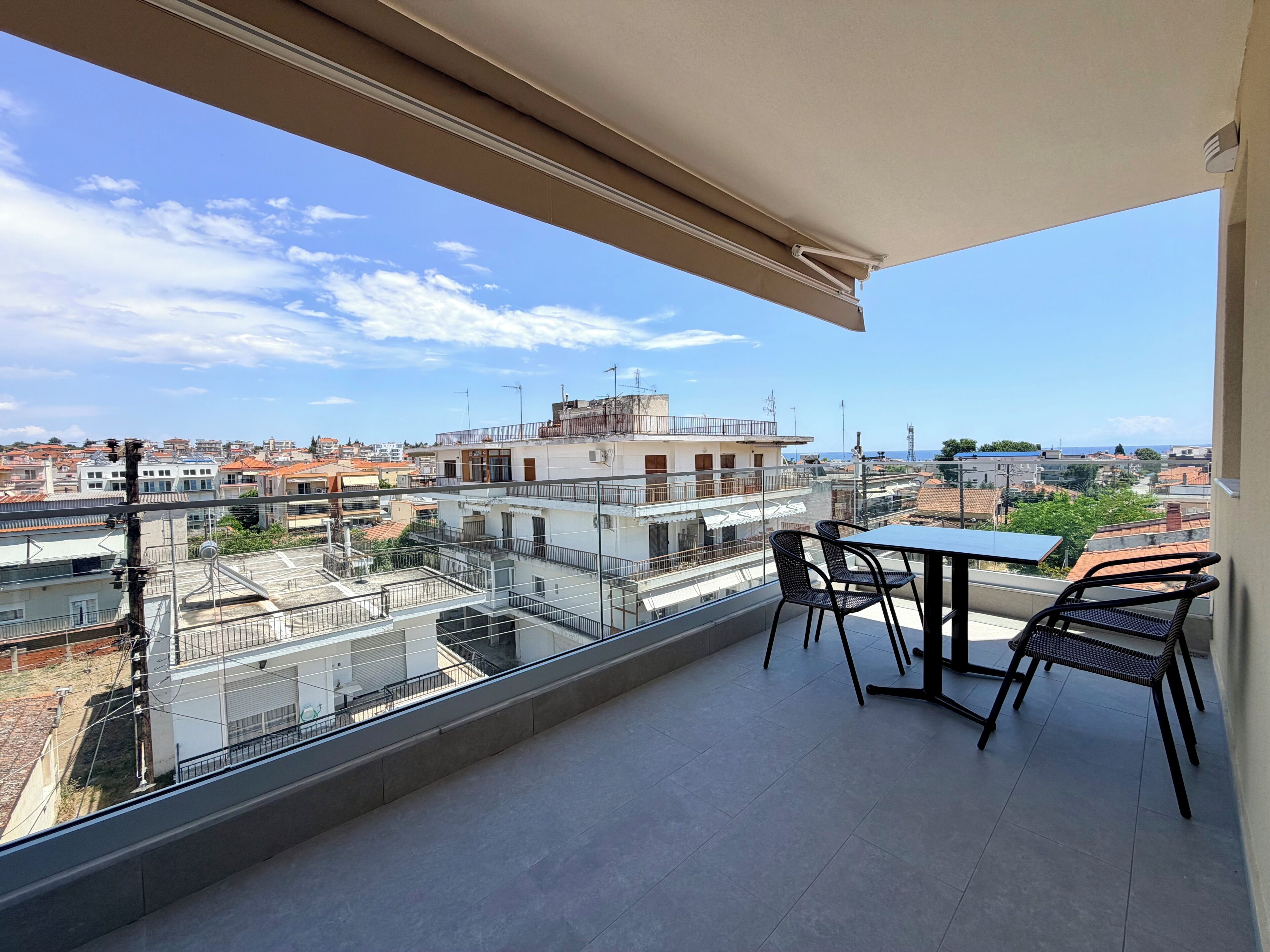 Comfort Apartment, Balcony, City View | Outdoor dining