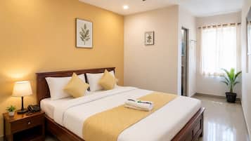 Deluxe Room | WiFi (free), bed sheets