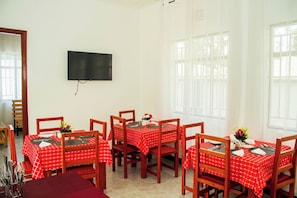 Dining - Maasai villa (Arusha)