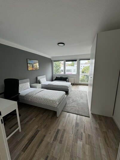 Completely Renovated 3-Room Shared Apartment | 6 People | Offenbach