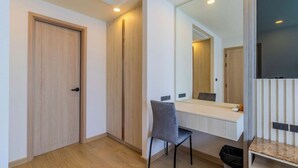 Unclassified image, 4 of 11, button - Stylish 1BR Condo ozone c240 (Tambon Choeng Thale)