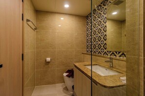 Bathroom - Stylish 1BR Condo ozone c240 (Tambon Choeng Thale)