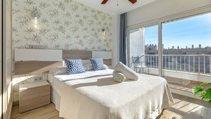 Room - Beachfront 1-Bedroom, Ocean Views, Bright Balcony (Marbella)
