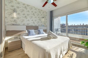 Iron/ironing board, travel cot, WiFi, bed sheets
