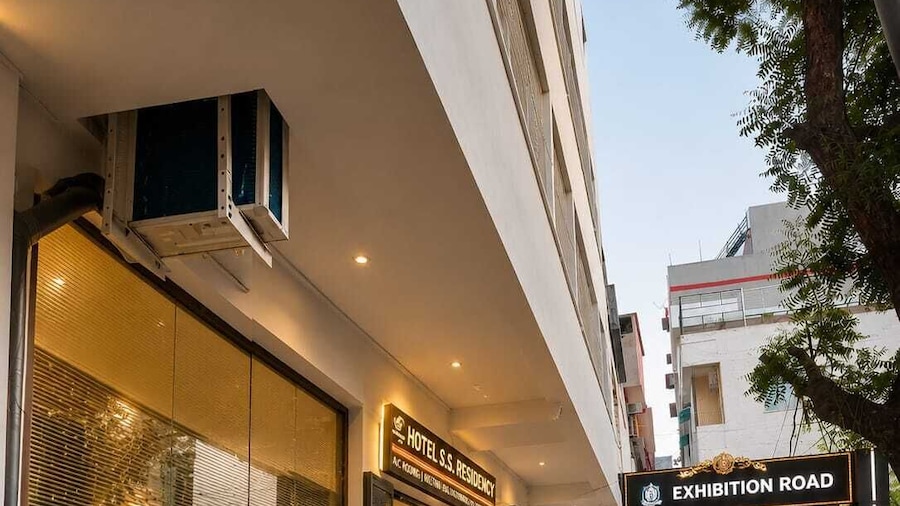 Hotel S.S Residency
