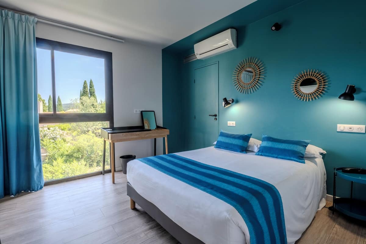 Chambre Double Supérieure, vue Sorgue