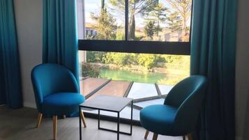Kamar Triple | Interior