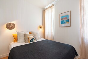 Fer et planche à repasser, Wi-Fi, draps fournis