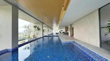 Piscine couverte
