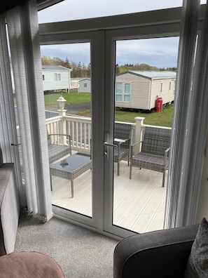 Interior - Lodge Sleeps 4, 2 Bedrooms 2 Bathrooms With Parking (Morpeth)