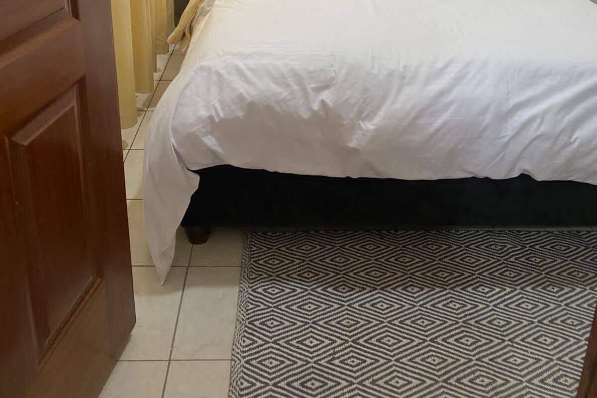Appartement Classique, patio | Bureau, espace de travail pour ordinateur portable
