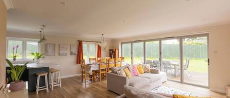 거실 공간