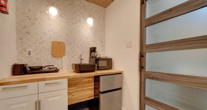 Walk to Dtwn Hinton: 2 Historic District Studios!
